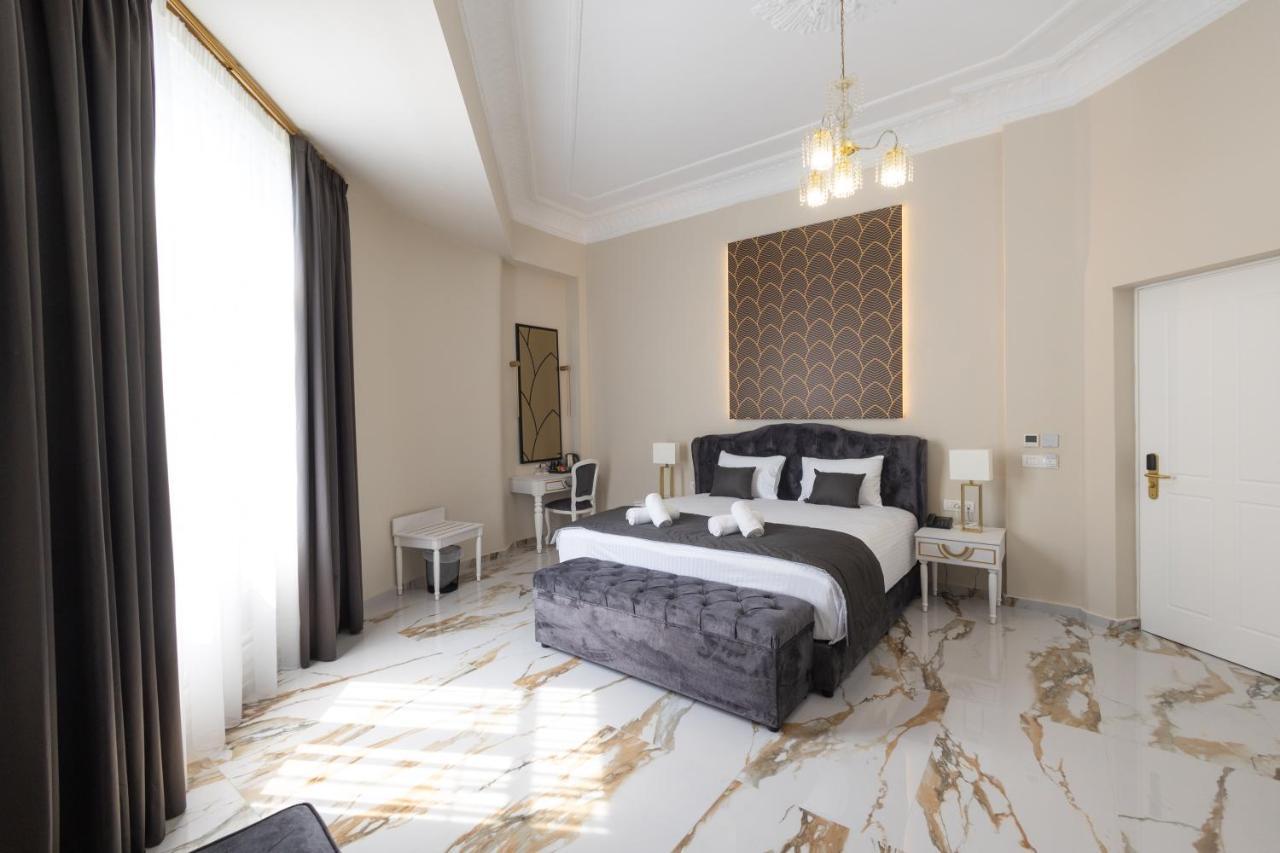 Modern Revival Luxury Hotel Thessalonique